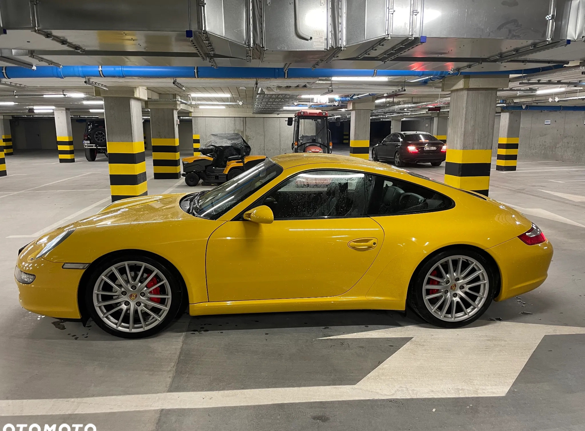 Porsche 911 cena 209000 przebieg: 93000, rok produkcji 2005 z Warszawa małe 781
